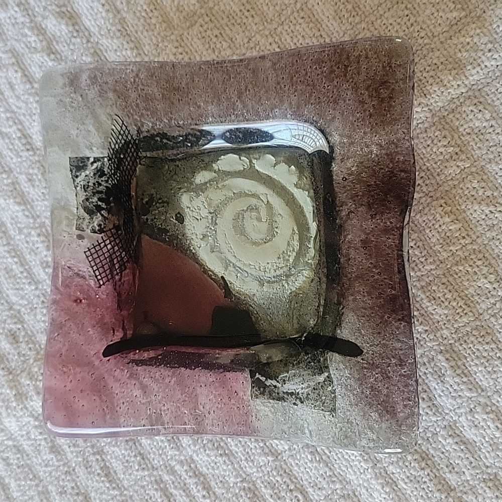 Handmade glass ashtray - Picture 2 of 6